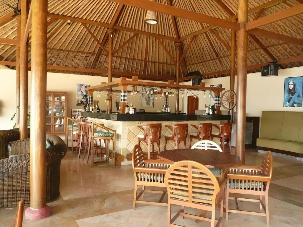 Tanjung Lesung Hotel Bagian luar foto