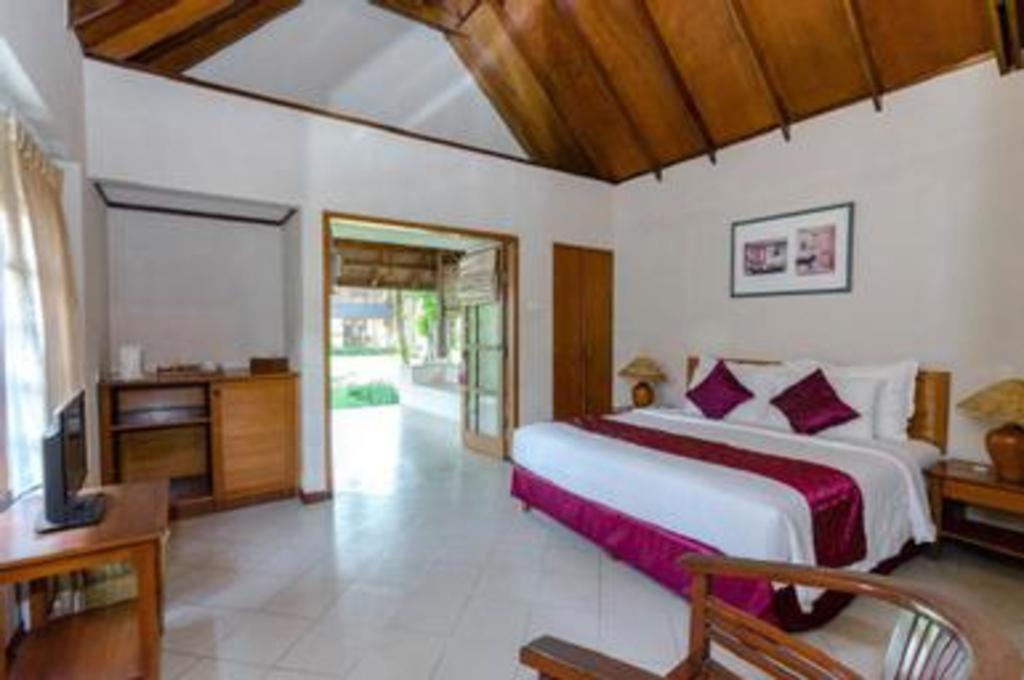 Tanjung Lesung Hotel Bagian luar foto