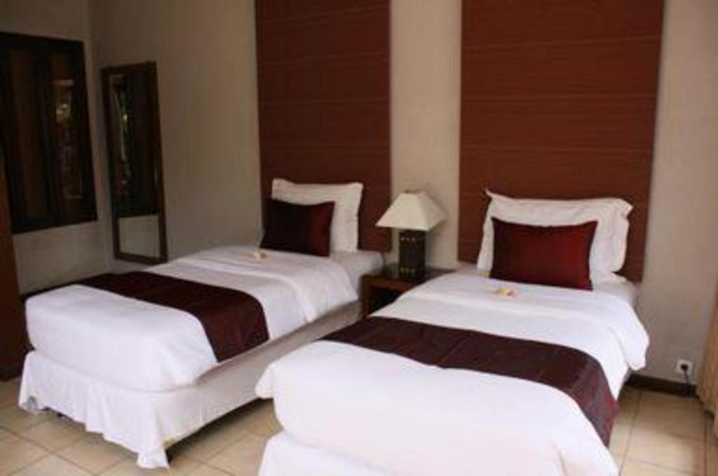 Tanjung Lesung Hotel Bagian luar foto