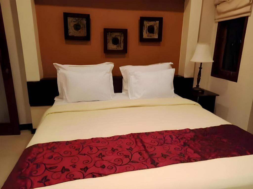 Tanjung Lesung Hotel Bagian luar foto